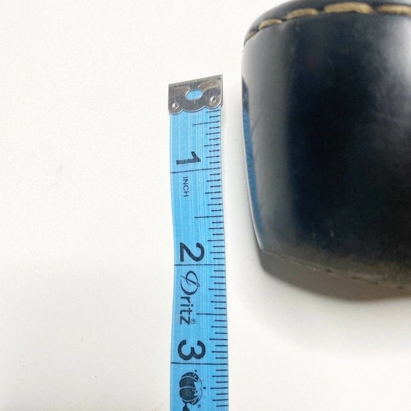 Born womens brown leather Slip On Flip Flop sandals size 9 W31156 L7 - Picture 6 of 6